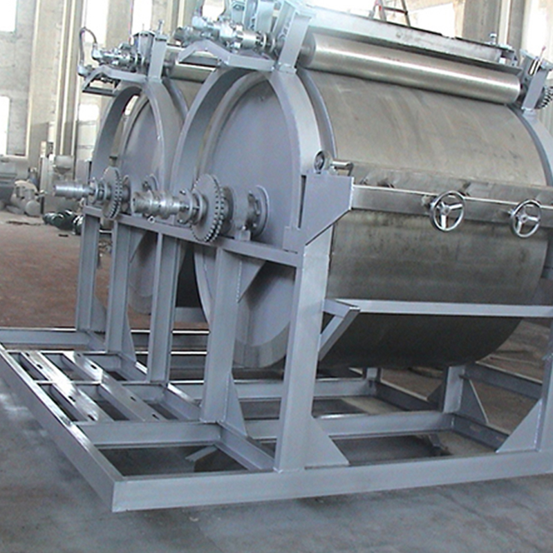 Triomadóir scraper sorcóir hg